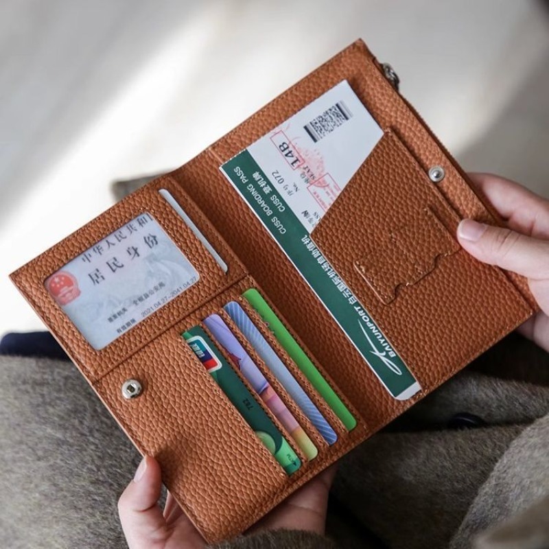 Leather Passport Holder Covers - огляд і ціна Women'S Accessories Wallet