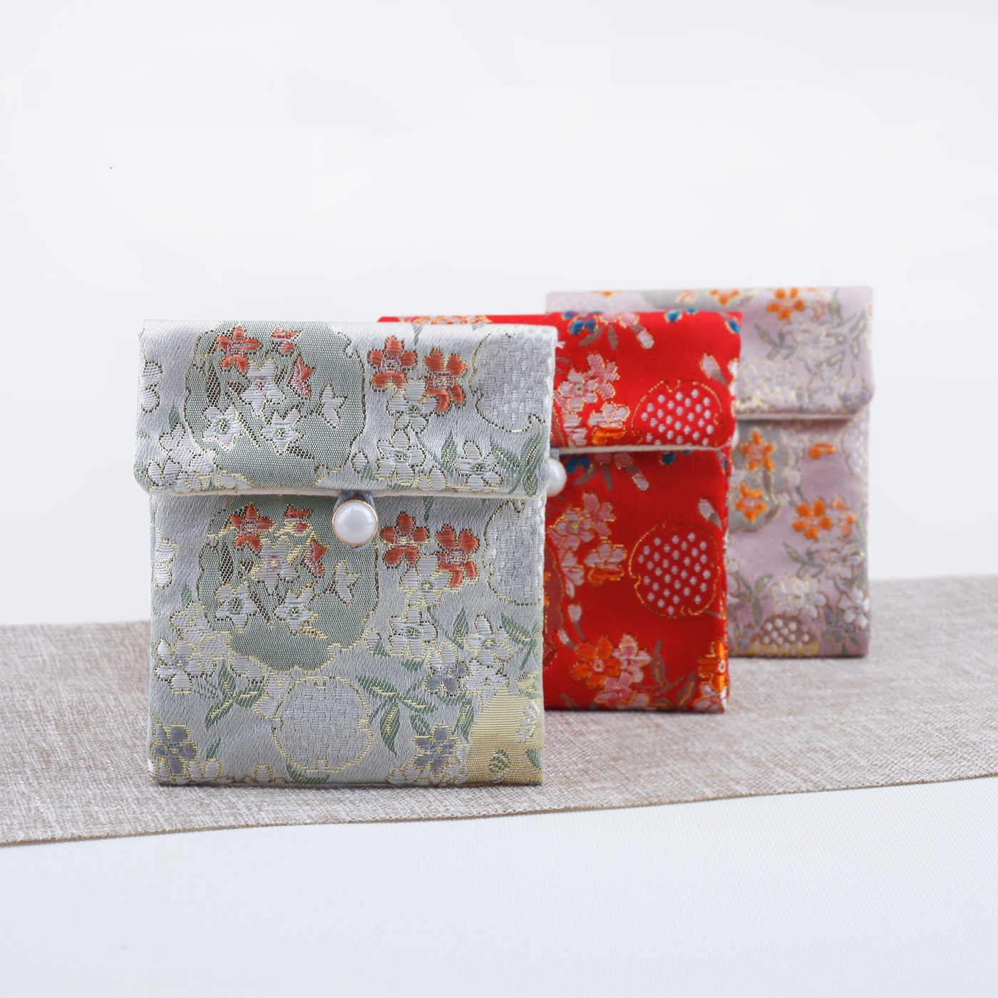 Necklace Organizer Pouch Hand- - огляд і ціна Coin Necklace Delicate