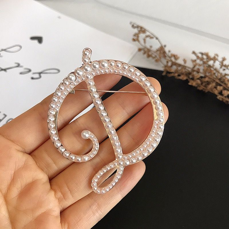 English Letters A-Z Pearl Broo - огляд і ціна Women Accessories In English
